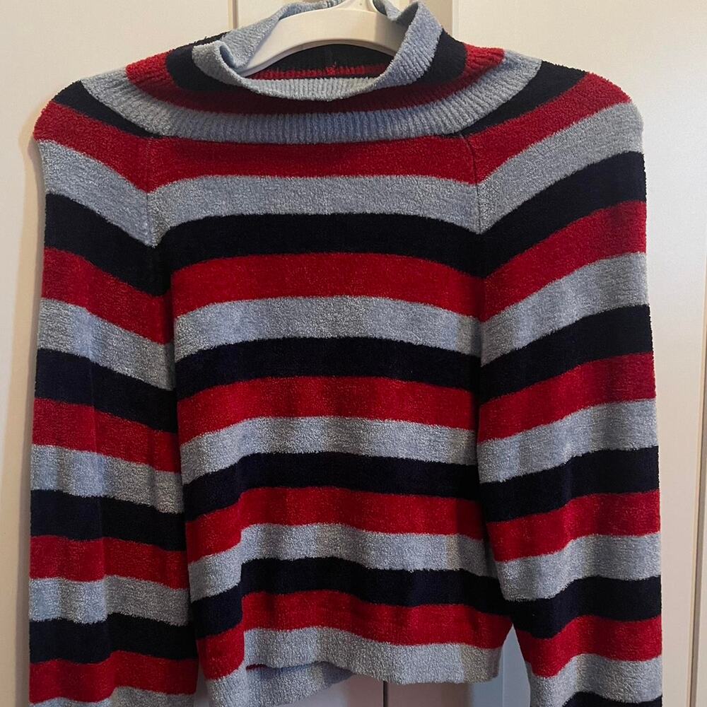 Urban outfitters cropped turtleneck sweater